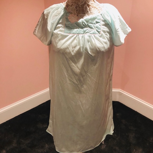 Vintage Other - NWT vintage Monique Nightgown